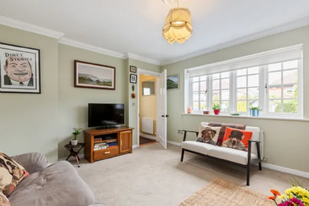 Photo of 38 Ballinteer Gardens, Ballinteer, Dublin 16, D16 P827