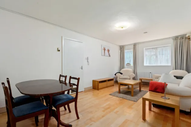 Photo of 21 Melmore House, Eglinton Court, Donnybrook, Dublin 4, D04 PN47