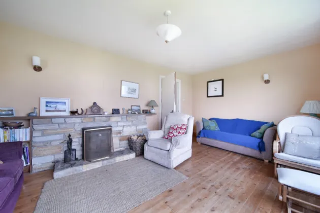 Photo of Cairn Cottage, Rinnaraw, Portnablagh, Co. Donegal, F92X6C1