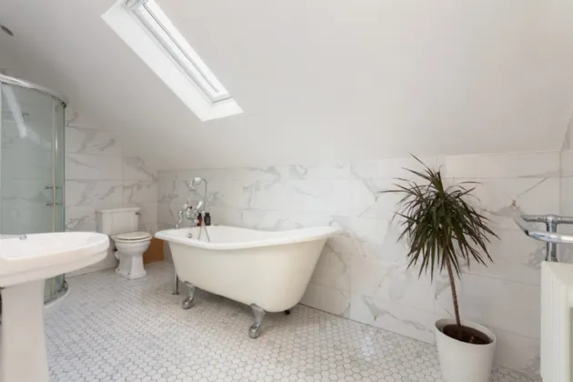 Photo of Hillcrest Lodge, 174 Ballygall Road, Glasnevin, Dublin 11, D11 V9X5