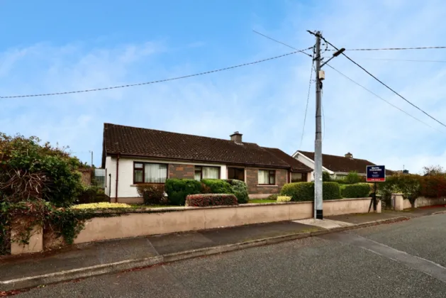 Photo of 34 Clonbrusk, Athlone, Co Westmeath, N37 KX56