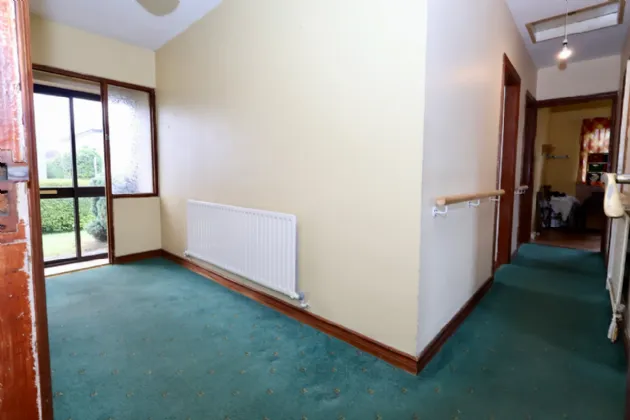 Photo of 34 Clonbrusk, Athlone, Co Westmeath, N37 KX56