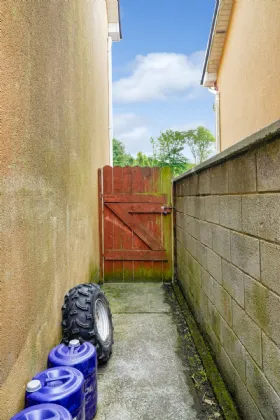 Photo of 7 Beechwood Avenue, Ballyjamesduff, Co. Cavan, A82 D2F8