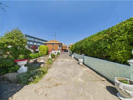 Photo of New Road, Ennis, Co. Clare., V95 XV7K