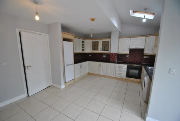 Photo of 7 Castle Court, Shinrone, Birr, Co Offaly, R42 KW42