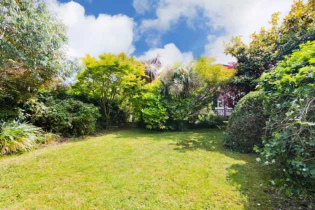 Photo of Kerrymount, 49 Kilteragh Road, Foxrock, Dublin 18, D18 W5A4