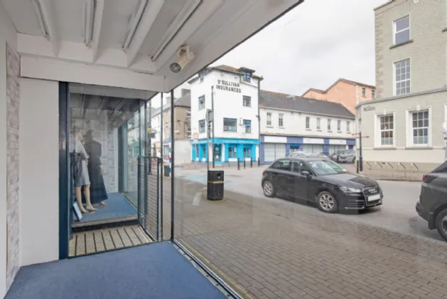 Photo of Clinton's, 25-27 Parnell Street, Clonmel, Co. Tipperary, E91X2V5