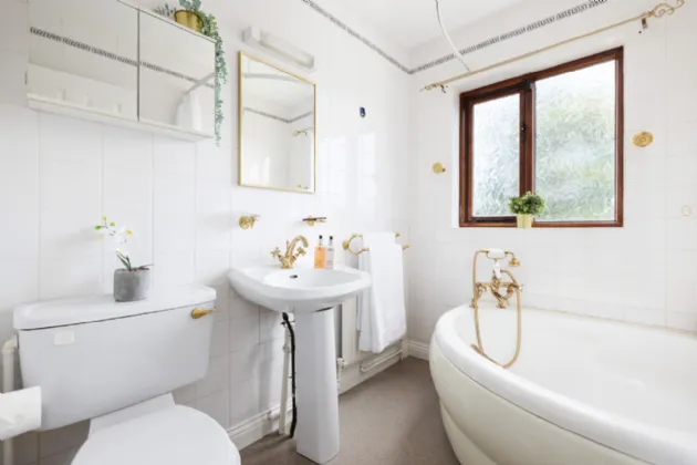 Photo of 27 Foxrock Wood, Dublin 18, D18 W3C6