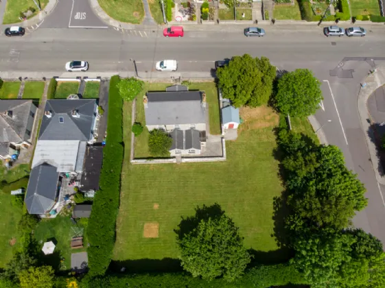 Photo of Ballyvelly House, Ballyvelly, Tralee, Co. Kerry, V92 X7YD