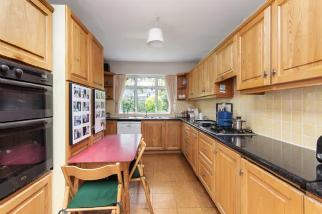 Photo of 8 Eglinton Park, Donnybrook, Dublin 4, D04 A8N8