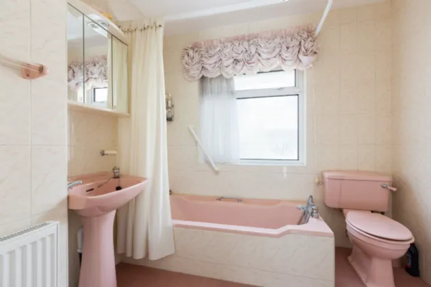 Photo of 41 Knocknashee, Goatstown, Dublin 14, D14 AE86