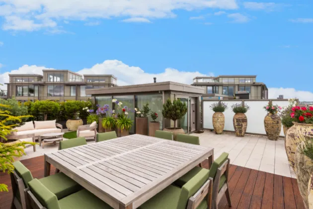 Photo of 28 The Hutchins, Lansdowne Place, Ballsbridge, Dublin 4, D04 W4A8