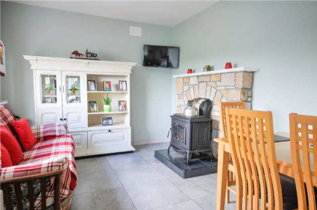 Photo of Farnes House, Rahealty, Thurles, Co. Tipperary, E41 C2P8