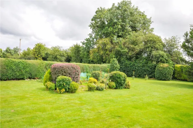 Photo of Farnes House, Rahealty, Thurles, Co. Tipperary, E41 C2P8