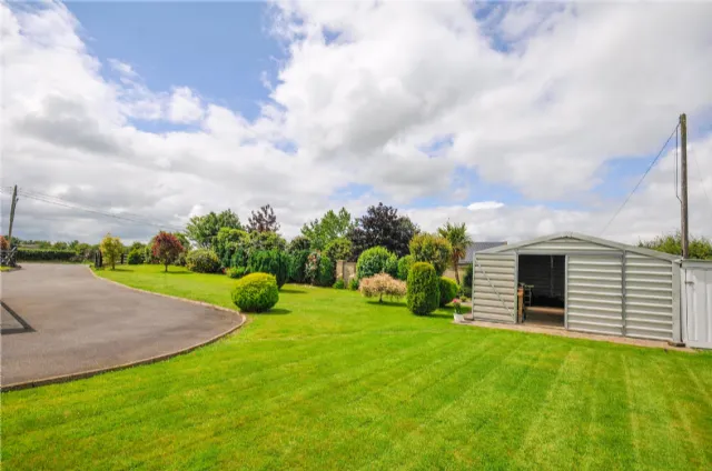 Photo of Farnes House, Rahealty, Thurles, Co. Tipperary, E41 C2P8