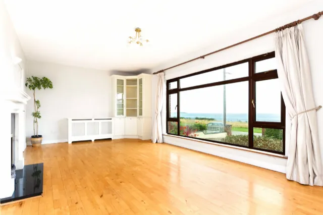 Photo of White Horses, 4 Seafield, Corbawn Lane, Shankill, Co. Dublin, D18 RH27