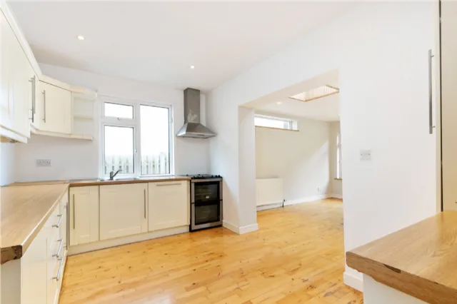 Photo of White Horses, 4 Seafield, Corbawn Lane, Shankill, Co. Dublin, D18 RH27