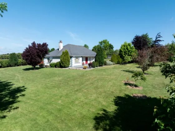 Photo of Giantsgrave, Cashel Road, Clonmel, Co. Tipperary, E91 NP08