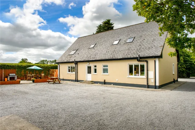 Photo of Ballycollin Upper, Kilcormac, Co Offaly, R42R729