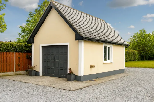 Photo of Ballycollin Upper, Kilcormac, Co Offaly, R42R729