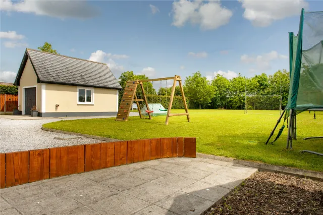 Photo of Ballycollin Upper, Kilcormac, Co Offaly, R42R729