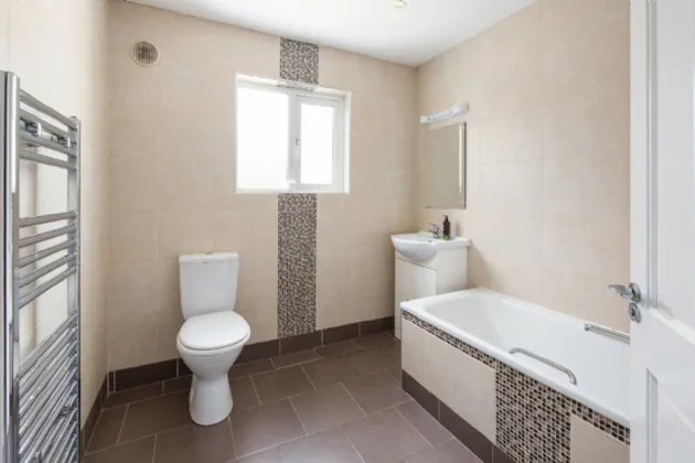 Photo of 21 Rathbeale Crescent, Swords, Co.Dublin, K67K497