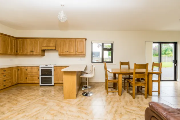 Photo of Killinordanbeg, Scramogue, Co. Roscommon, F42F656