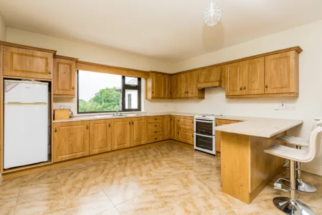 Photo of Killinordanbeg, Scramogue, Co. Roscommon, F42F656