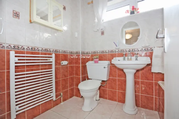 Photo of 8 Cherry Avenue, Caherdavin Lawn, Limerick, V94NCD7