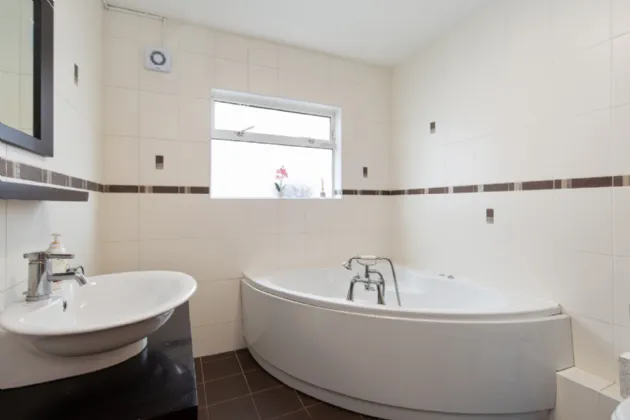 Photo of 21A Glenamuck Cottages, Carrickmines, Dublin 18, D18 K0W7