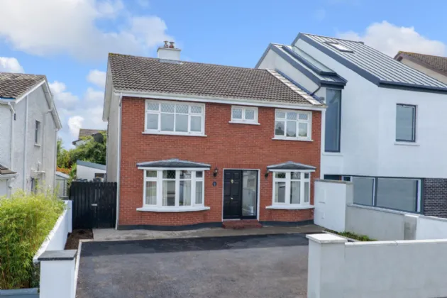 Photo of 15 Forster Park, Salthill, Galway, H91 YFH3