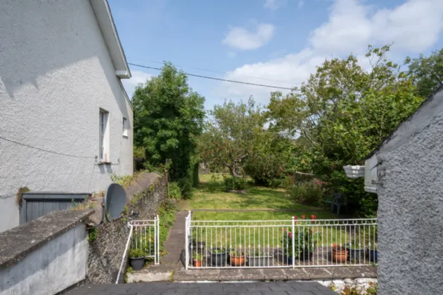 Photo of Charles Cottage, Summercove Hill, Kinsale, Cork, P17 CP86