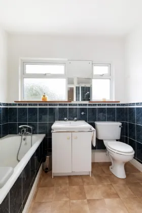 Photo of 112 Sutton Park, Sutton, Dublin 13, D13 E4C9