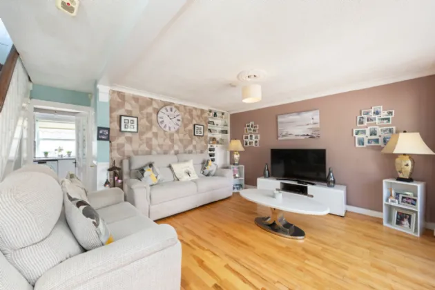 Photo of 18 Donomore Avenue, Killinarden, Tallaght, Dublin 24, D24 H5W4