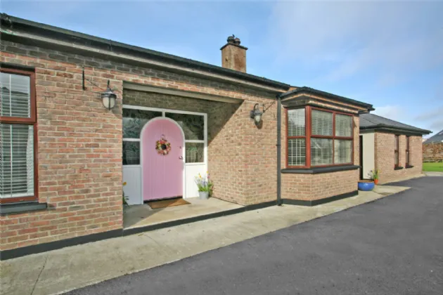 Photo of 26 Ballycaseymore Hill, Shannon, Co Clare, V14 FW14