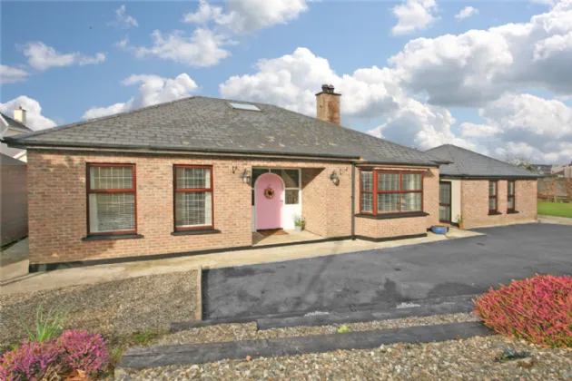 Photo of 26 Ballycaseymore Hill, Shannon, Co Clare, V14 FW14