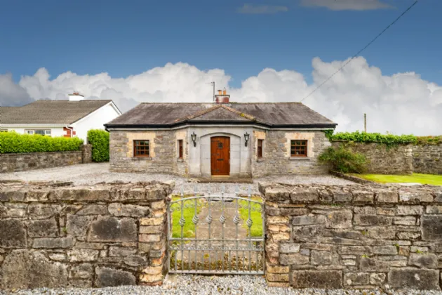 Photo of Rose Cottage, Clonearl Demesne, Daingean, Co. Offaly, R35 F789