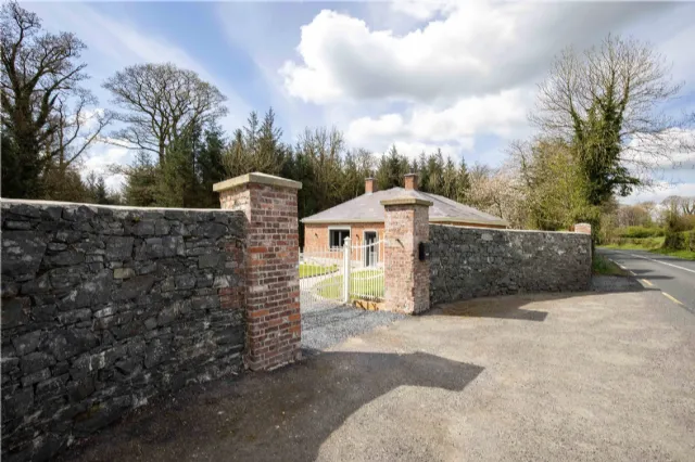 Photo of Gate Lodge, Monage, Dartrey, Cootehill, Co. Monaghan, H16 Y972