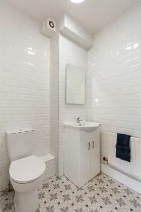 Photo of 17 Ballsbridge Gardens, Ballsbridge, Dublin 4, D04 YH63