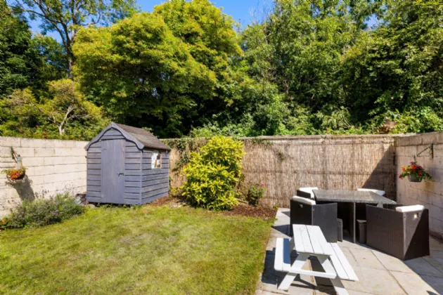 Photo of 35 Hazelwood, Shankill, Dublin 18, D18 YV08