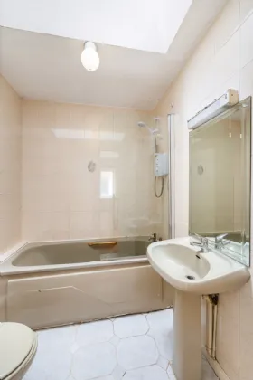 Photo of 29 Ashbrook, Howth Road, Clontarf, Dublin 3, D03 C9W7