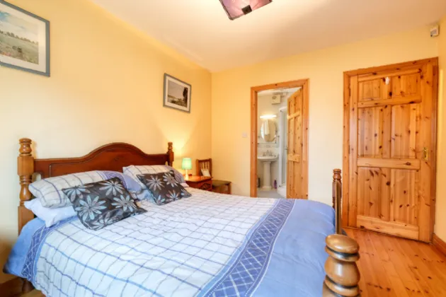 Photo of Roscoo, Church Street, Edgeworthstown, Co. Longford, N39 FR98