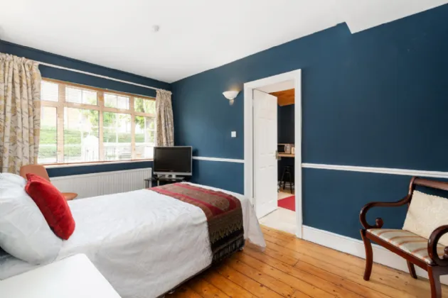 Photo of 4 Anglesea Road, Ballsbridge, Dublin 4, D04 N2A4