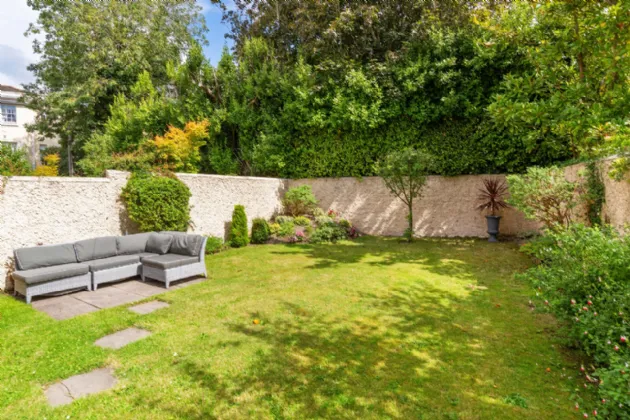 Photo of 4 Anglesea Road, Ballsbridge, Dublin 4, D04 N2A4