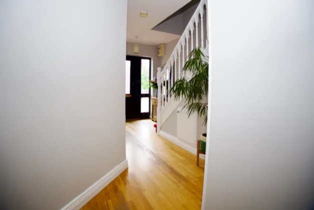 Photo of 10 Woodville Crescent, Woodville Grange, Athlone, Co Westmeath, N37 K2F7