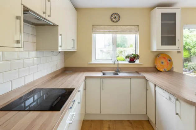 Photo of 12 Chesterfield Grove, Castleknock, Dublin 15, D15 EWH5