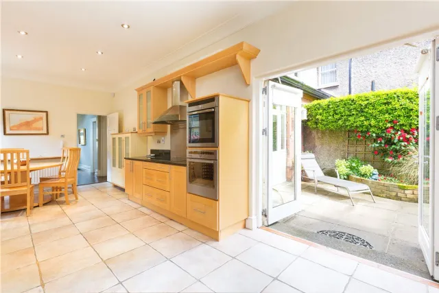 Photo of 9 Argyle Road, Donnybrook, Dublin 4, D04 H7P2