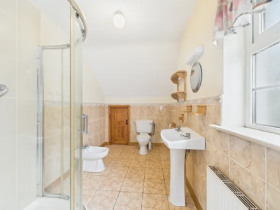 Photo of Coole Lodge, Francis Street, Ennis, Co Clare, V95 DY65