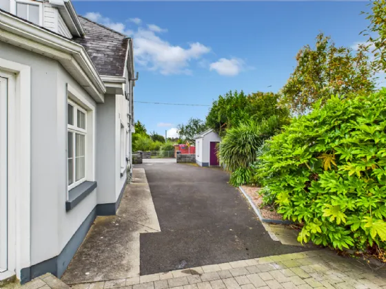 Photo of Coole Lodge, Francis Street, Ennis, Co Clare, V95 DY65