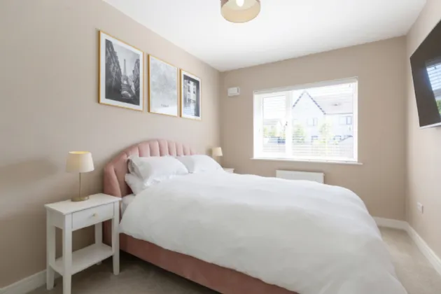 Photo of 25 Graydon Road, Main Street, Newcastle, Co.Dublin, D22 Y1Y5